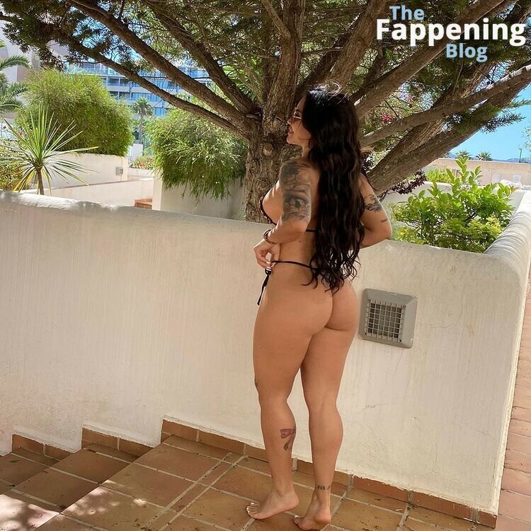 Michellen Cristina Michellencristina Nude Leaks Onlyfans Photo