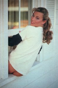 Playboy Vanna White 1987 (18).jpg