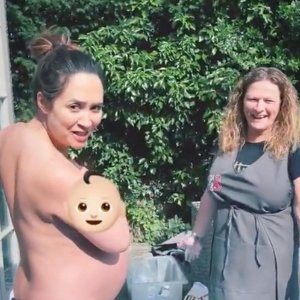 3_Pregnant-Mylene-Klass-gets-naked-in-her-garden.jpg