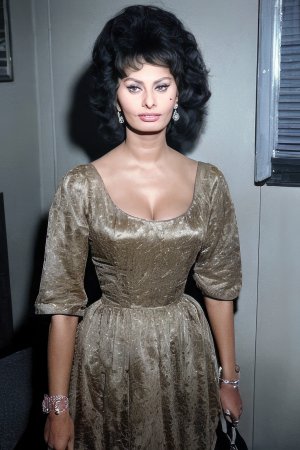 Sophia Loren 000000015.jpg