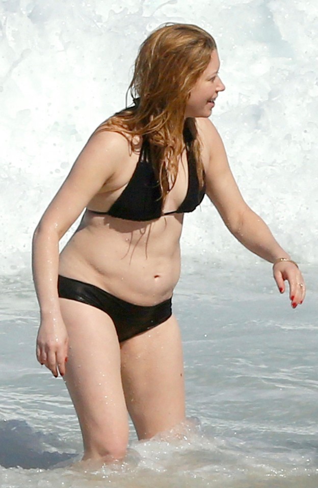 Natasha Lyonne Nipple Slip Photos Thefappening