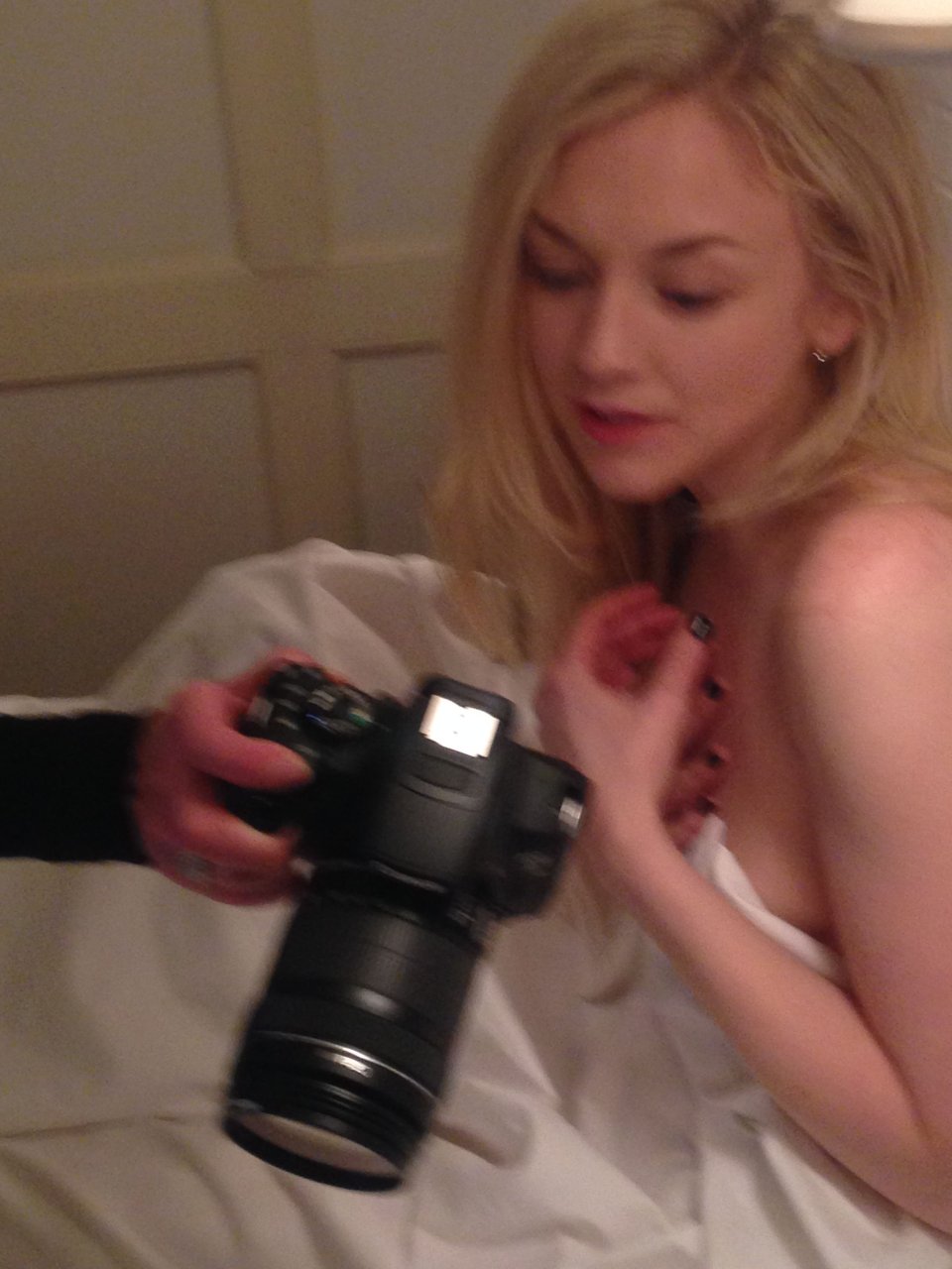 Emily Kinney Nude And Sexy 26 Photos Thefappening
