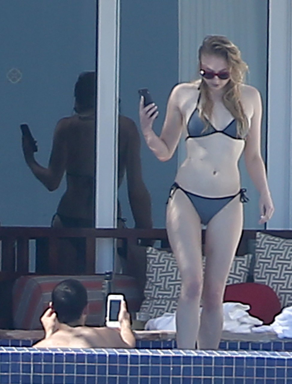 Sophie Turner Sexy 29 Photos Thefappening 