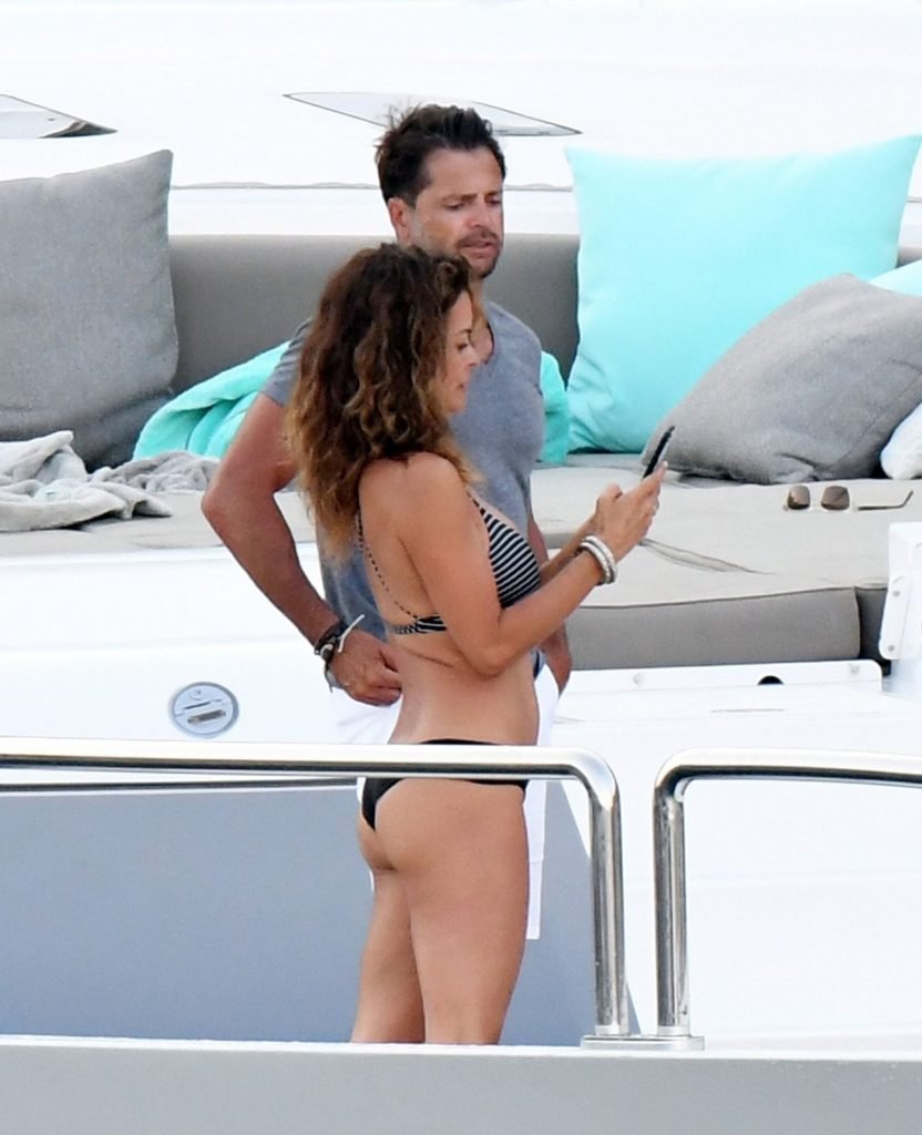 Brooke Burke’s Pussy 51 Photos Thefappening