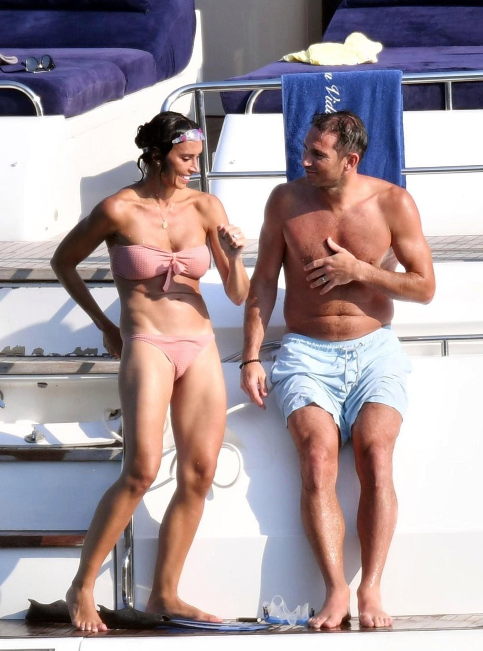 Frank Lampard Is Smoking Cigs Now Christine Bleakley With The Goat