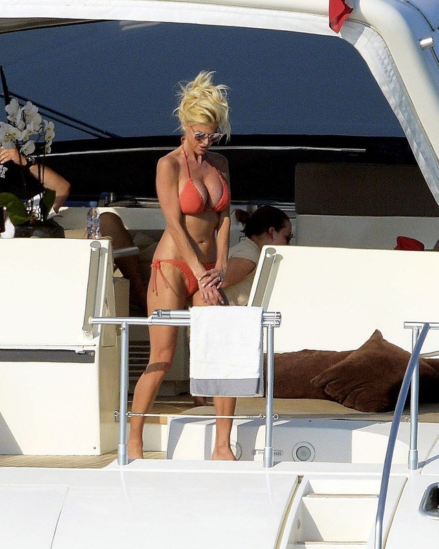 Victoria Silvstedt Nude Photos And Videos Thefappening