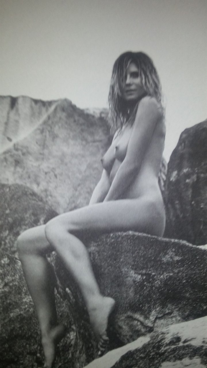 Heidi Nude Pics 53