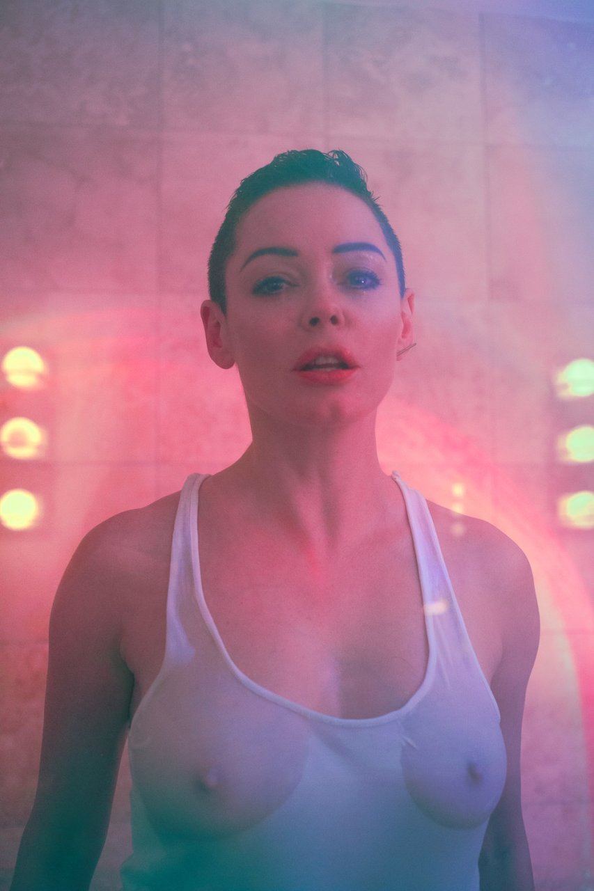Rose Mcgowan Topless Sexy Photos Thefappening The Best Porn Website