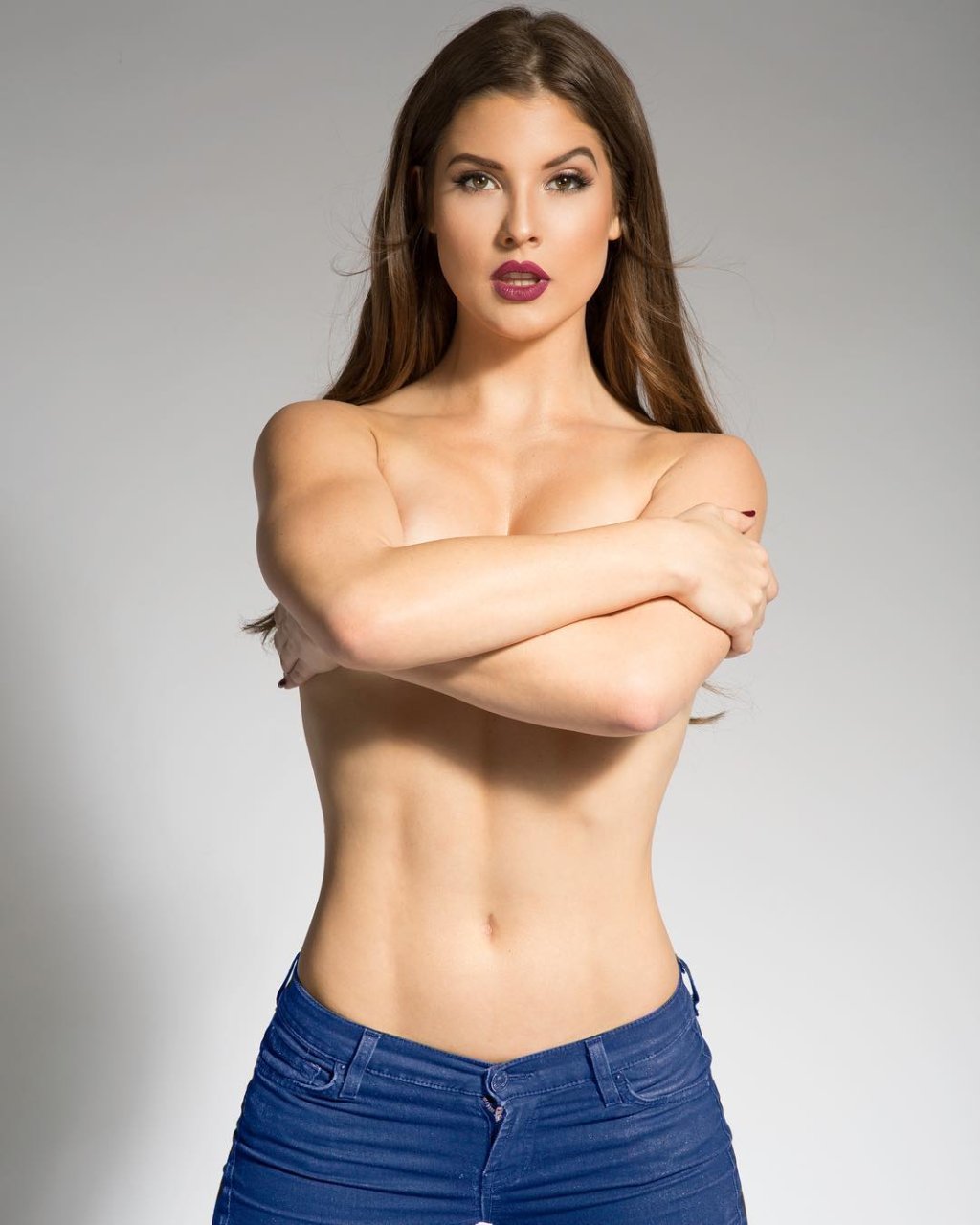 Top Amanda Cerny Topless