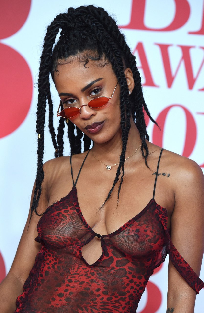 Iamddb See Through 18 Photos Thefappening