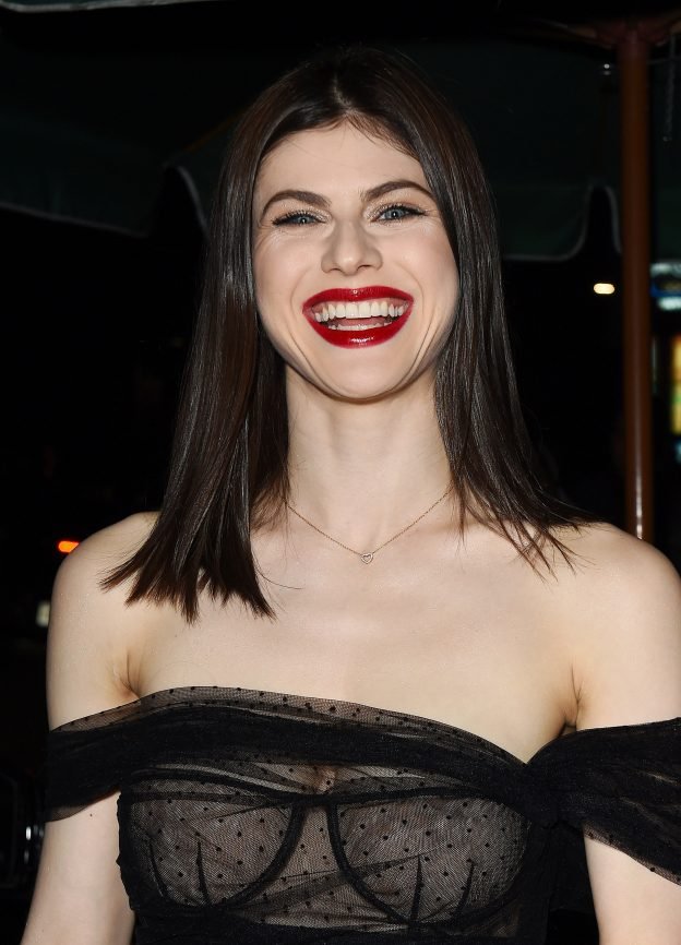 Alexandra Daddario Goes Braless Photos Gifs TheFappening