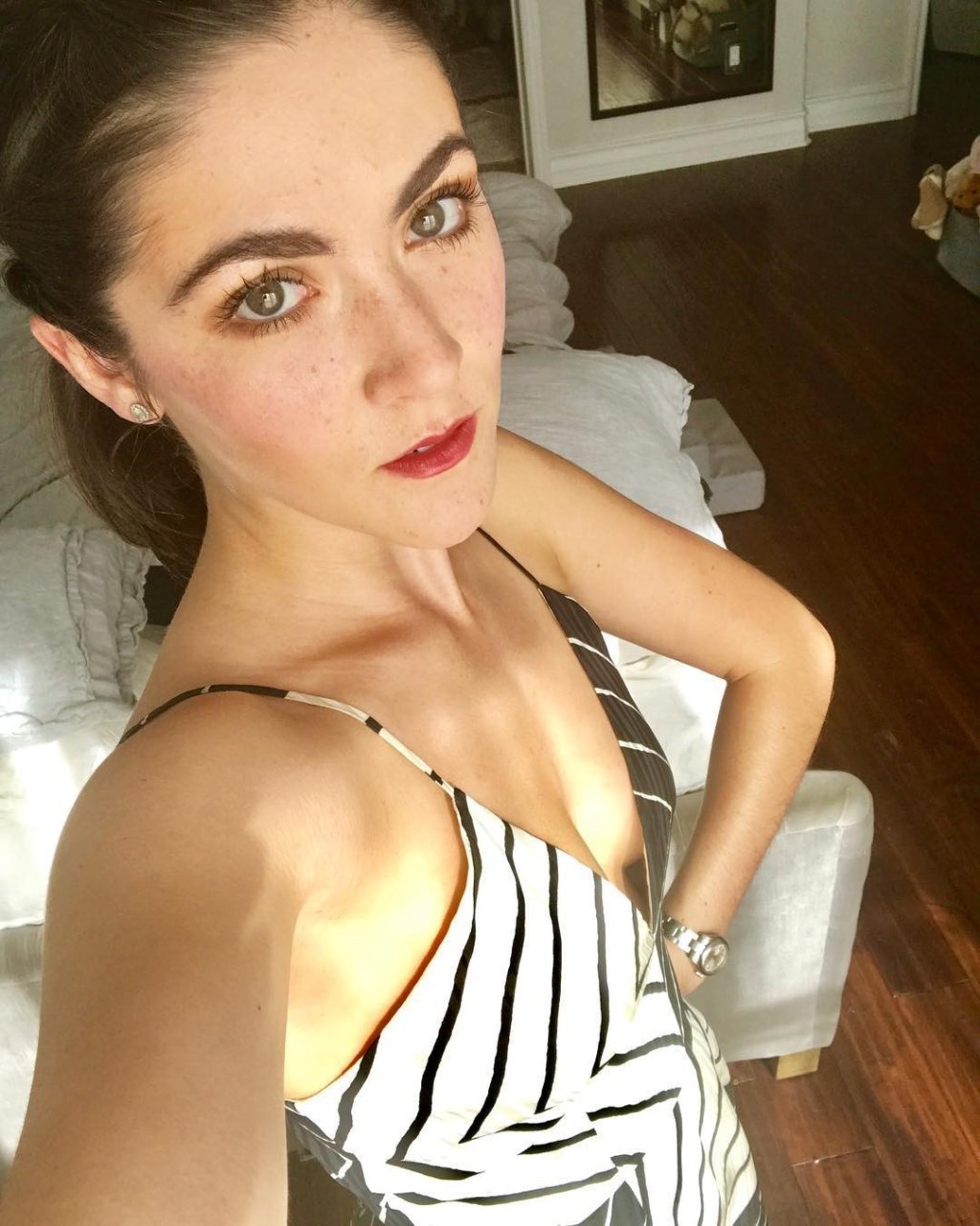 Isabelle fuhrman topless