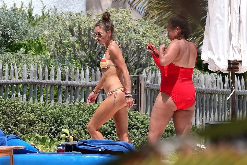 Rebecca Gayheart Shows Off Her Sexy Body In Mexico 14 Photos Thefappening