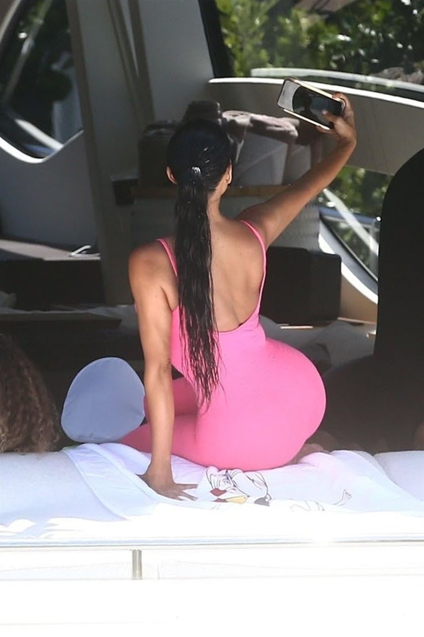 Kim Kardashian Sexy 111 Photos Video Thefappening 