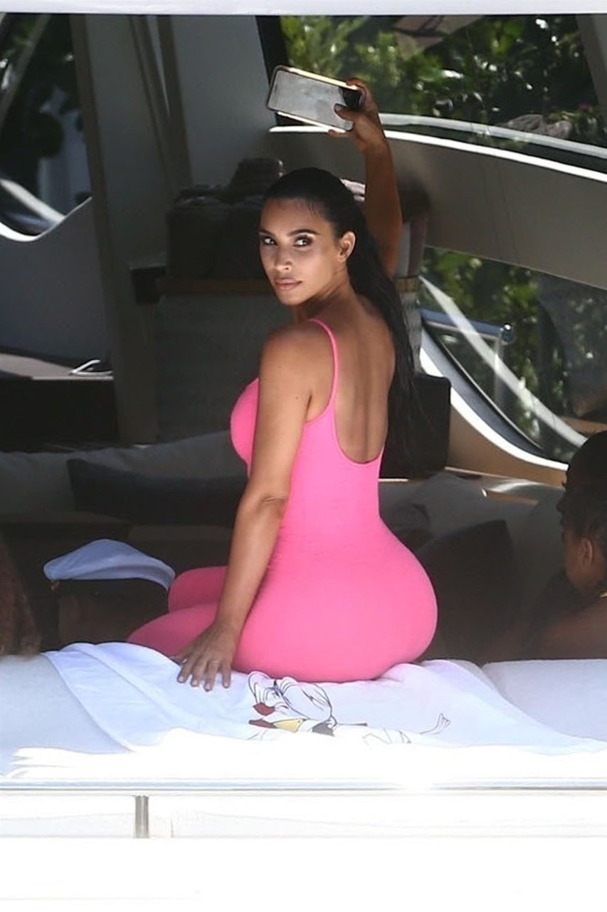 Kim Kardashian Sexy 111 Photos Video Thefappening