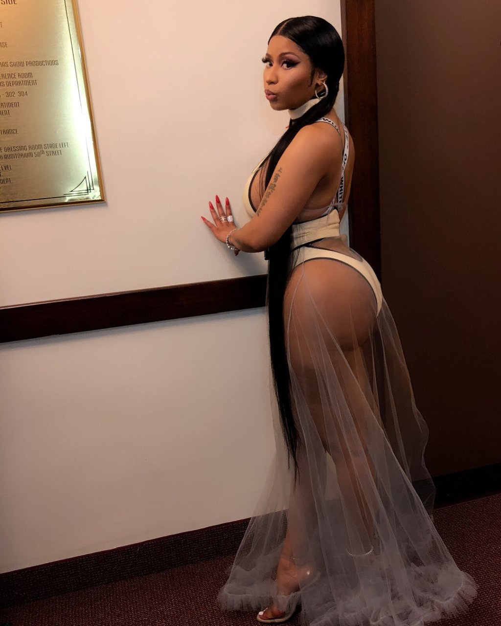 Nicki Minaj 14 Sexy Photos Thefappening 