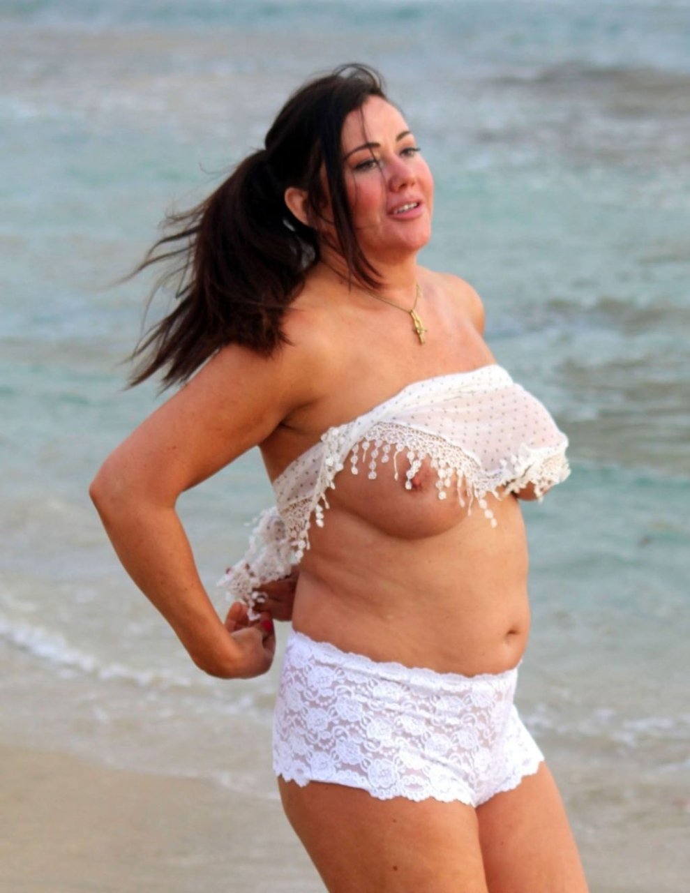 Leaked lisa appleton topless and bikini on a beach