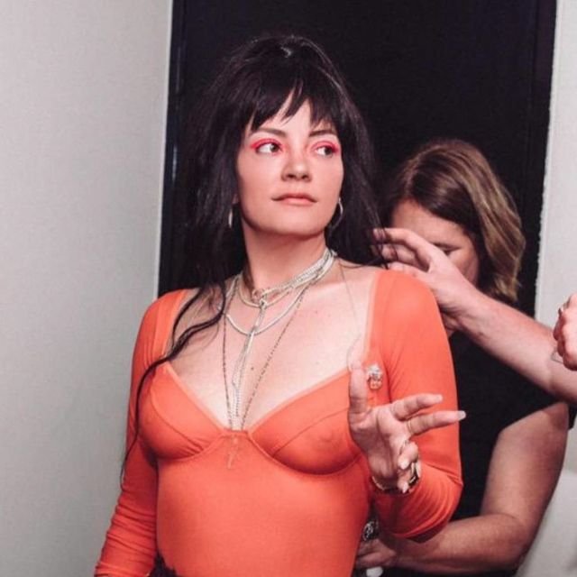 Lilly allen tits