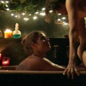 Emily Bett Rickards Emilybett Nude Leaks Page 4 TheFappening