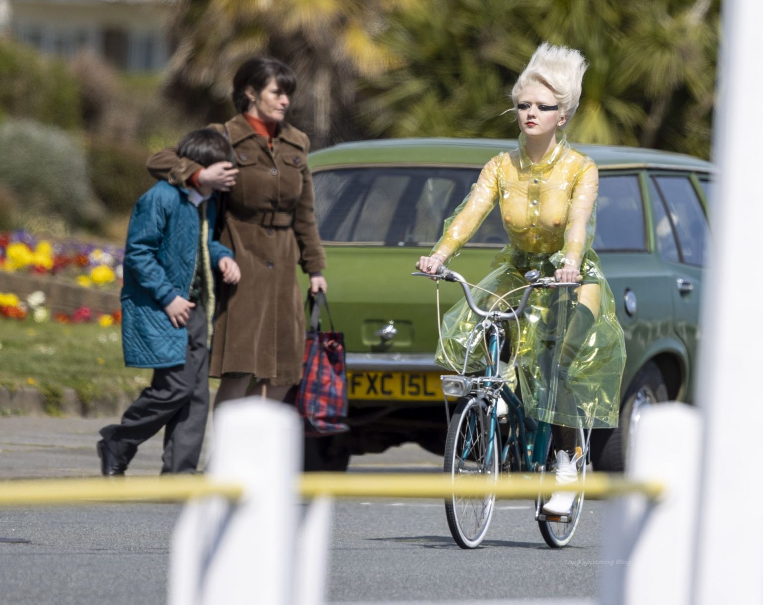 Maisie Williams Rides Bike On Set Of New Sex Pistols TV Series 21