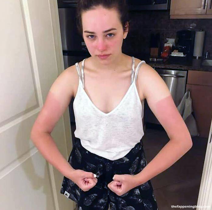 Mary Mouser Naked Telegraph