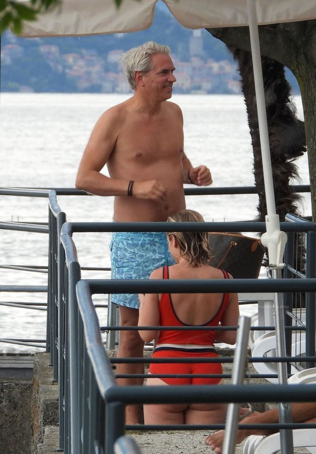 Alicia Agneson Flashes Her Nude Tits In Lake Como 59 Photos Updated