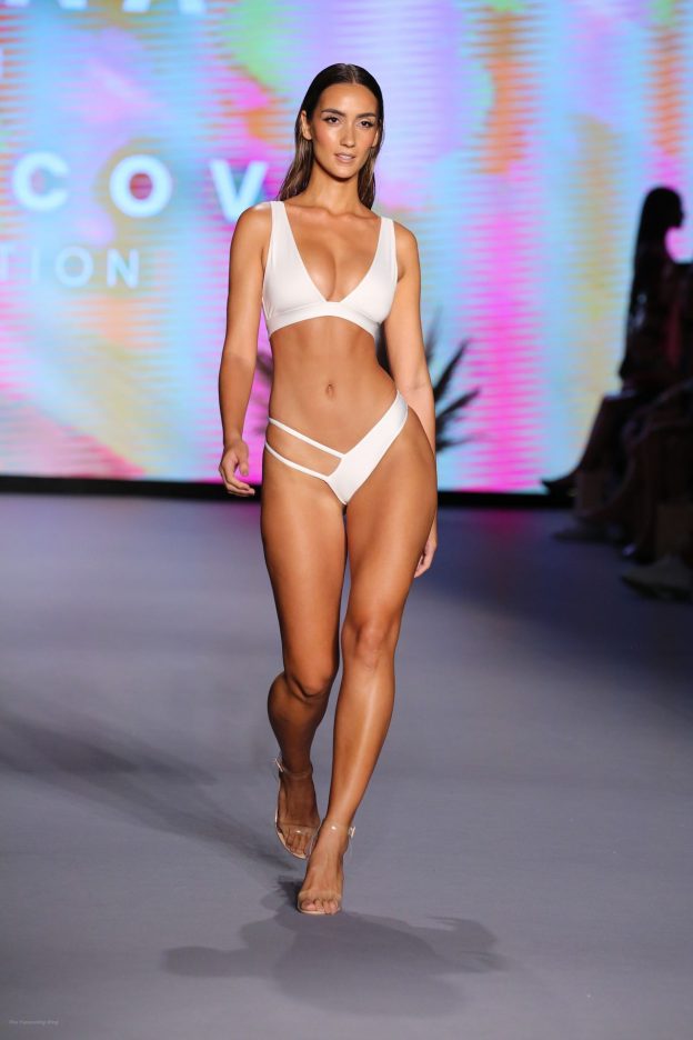 Priscilla Ricart Shows Off Her Fit Body At The Oh Polly Bikini Show