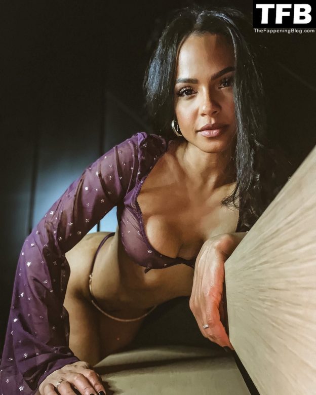 Christina Milian Flashes Her Nude Tits 5 Photos TheFappening