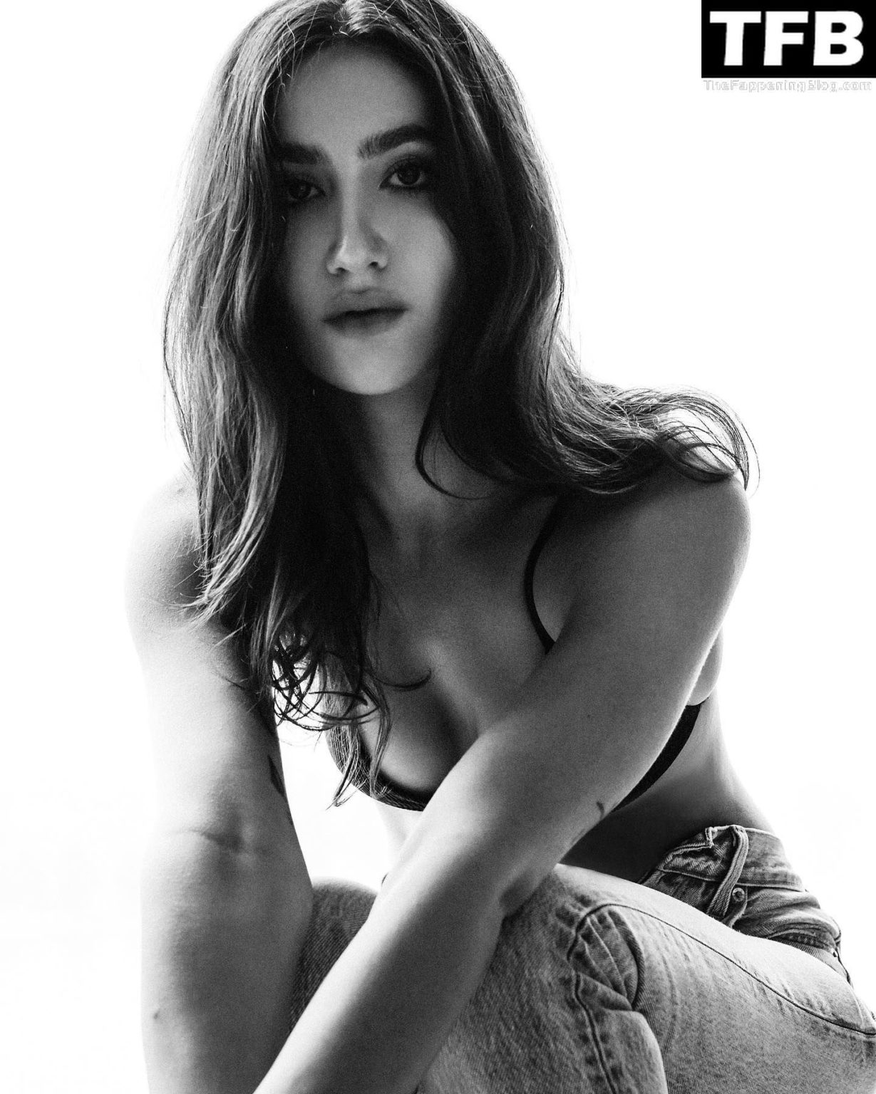 Nikohl Boosheri Sexy Photos Thefappening