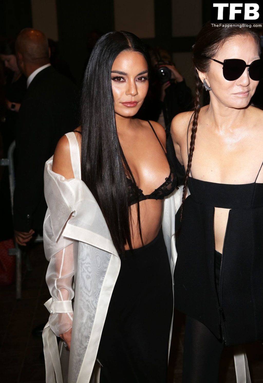 Vanessa Hudgens Flashes Her Nude Tits At The Cfda Fashion Awards