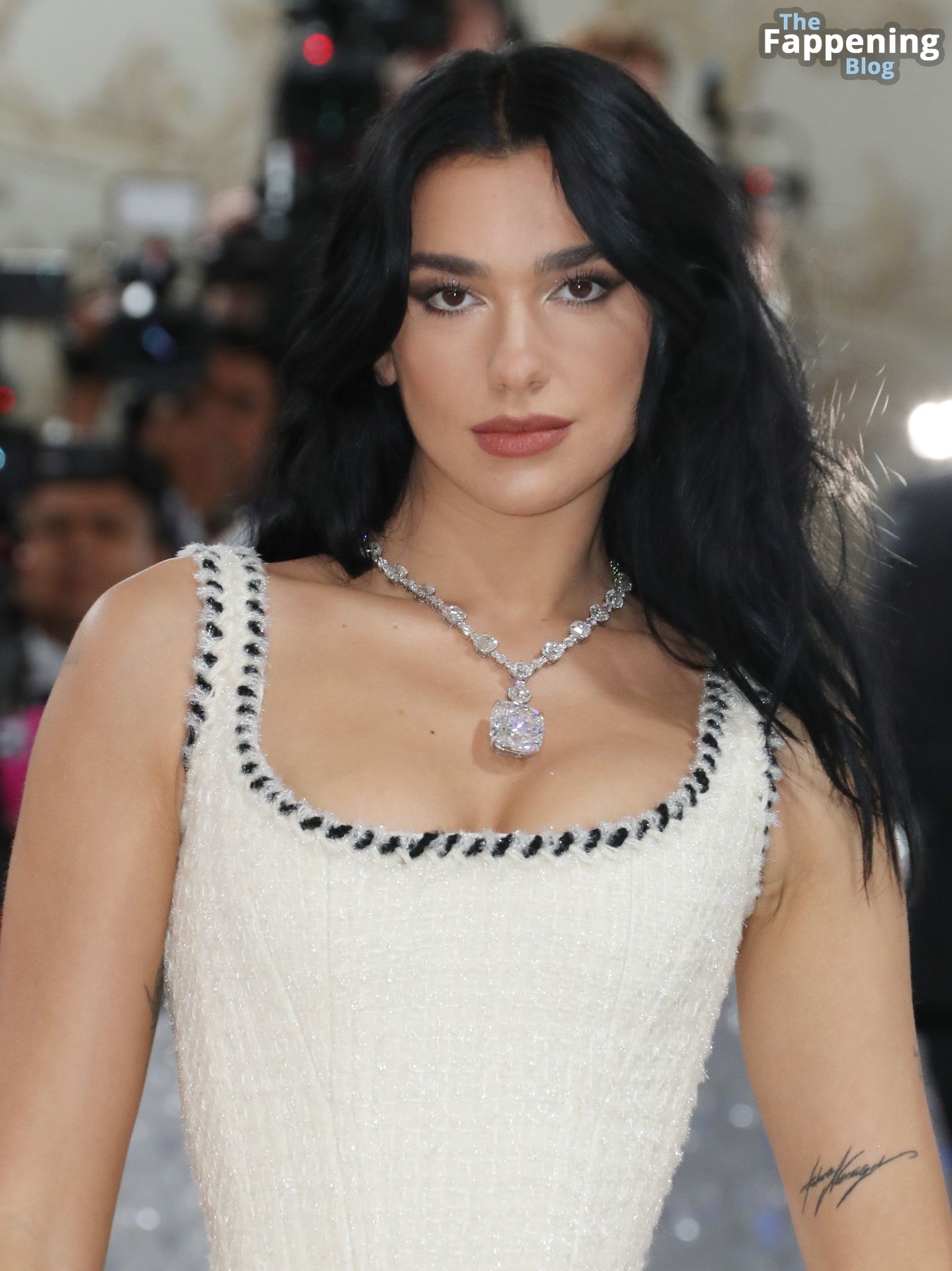 Dua Lipa Shows Off Her Cleavage In A Corset Dress At The Met