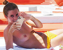 Nude pics celeb leaked Jessica Simpson