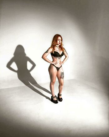 Adriana Rodrigues / aquelaminah / tsdrirodrigues Nude Leaks OnlyFans Photo 5