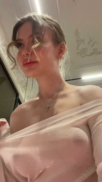 Alina Panevskaya / Mayer / _alanarainer_ / alinamayer Nude Leaks OnlyFans Photo 3