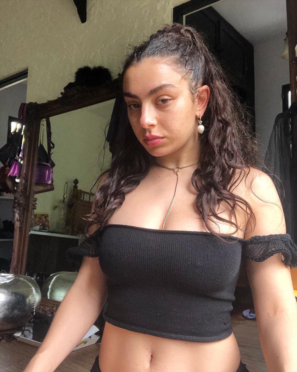 Charli Xcx Charlignarly Nude Onlyfans Leaks 20 Photos Thefappening