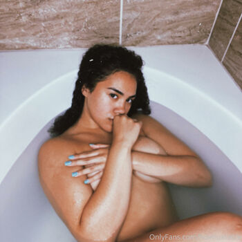 Hoehuxtable / 3xclusive.mami Nude Leaks OnlyFans Photo 21