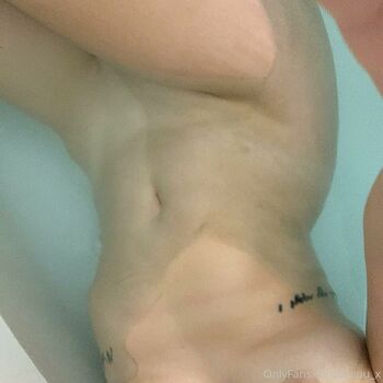 Lauren Caitlyn Kwei / foxxyllama Nude Leaks Photo 19