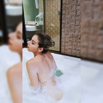 Mah Santos / mahsantos / s_mahsantos Nude Leaks OnlyFans Photo 44