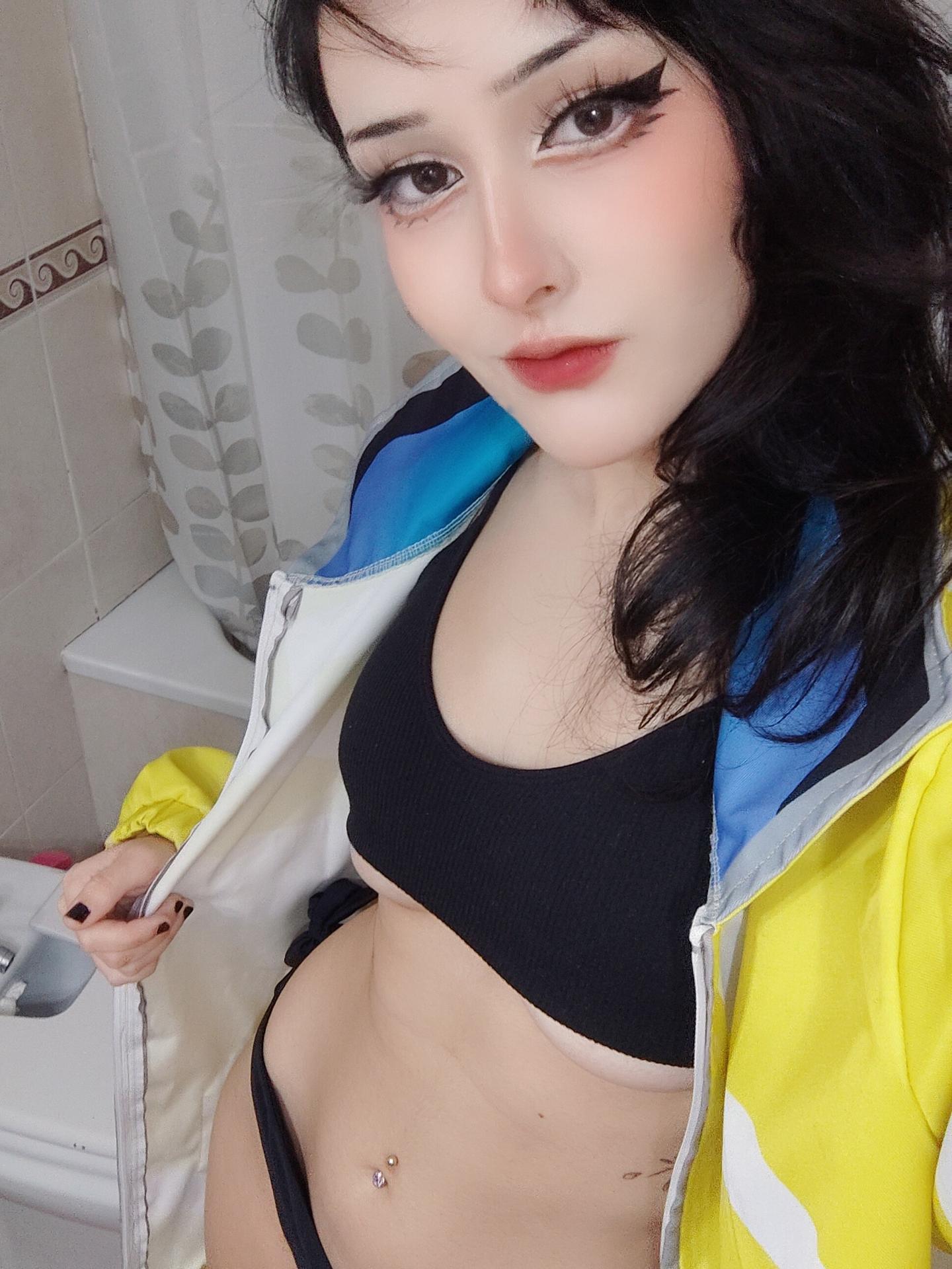 Nyukix / omgcosplay Nude OnlyFans Leaks 1