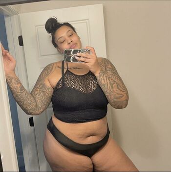 Tall Spice / officialbigbodybae / yamazon Nude Leaks OnlyFans Photo 4