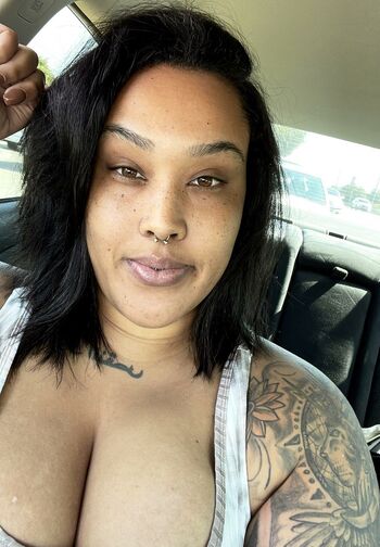 Tall Spice / officialbigbodybae / yamazon Nude Leaks OnlyFans Photo 16