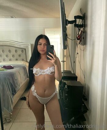 Thalia Rodriguez / thaliaxrodriguez / thalii_13_oficial Nude Leaks OnlyFans Photo 29