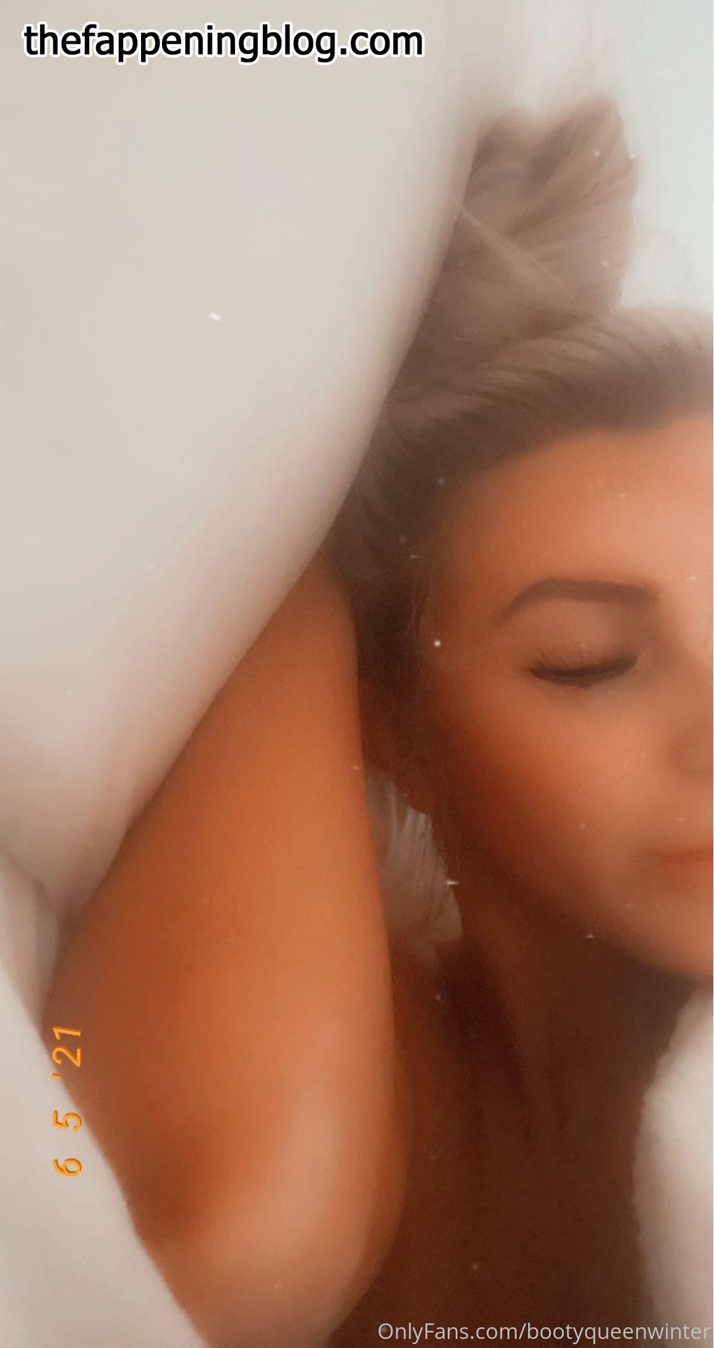bootyqueenwinter_nude_leaks_thefappeningblog.com_086.jpg