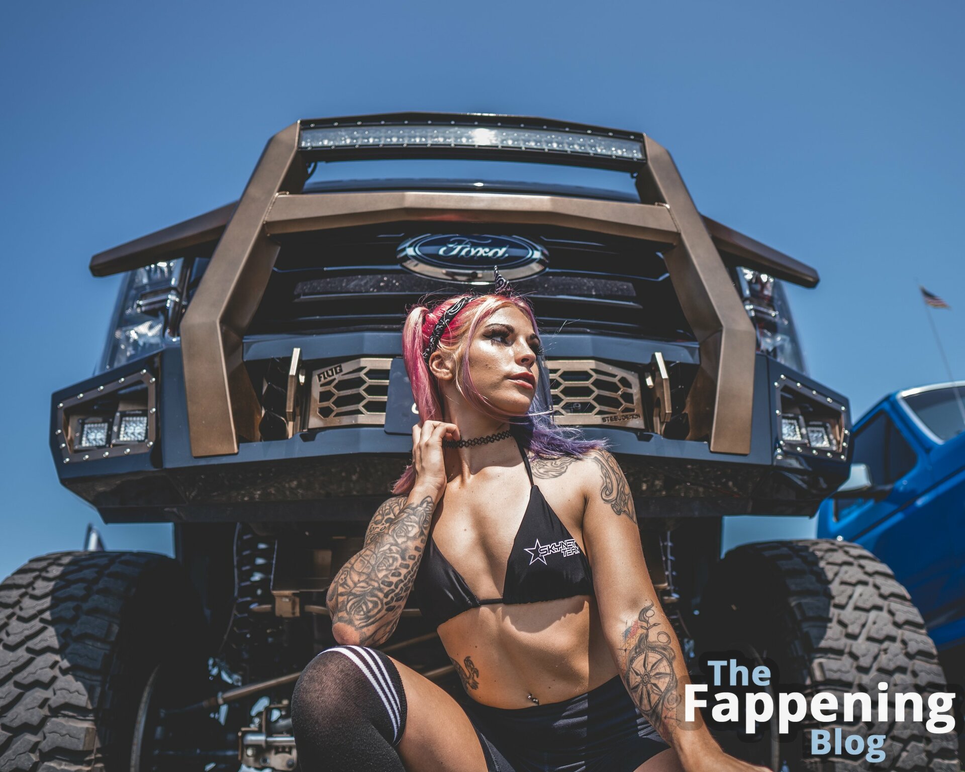 4x4froad / Annelisehope19 / TrucK & Car Girls / doubledoffroad /  yogirlcassjax Nude Leaks OnlyFans Photo 10 | #TheFappening