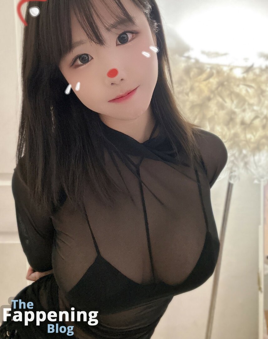 Adilyn's collection - a treasure trove of sensual pictures