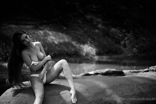 Adela Patrascan / Adelapatrascan Nude Leaks OnlyFans Photo 26