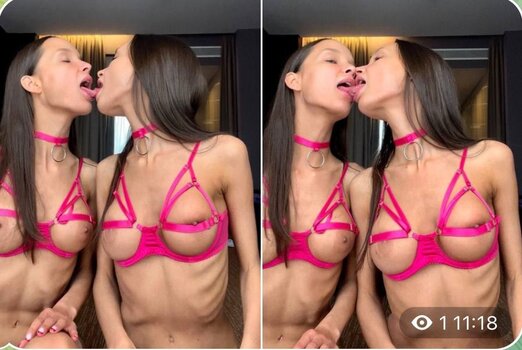 Adelalinka Twins / adelalinka_life Nude Leaks Photo 10