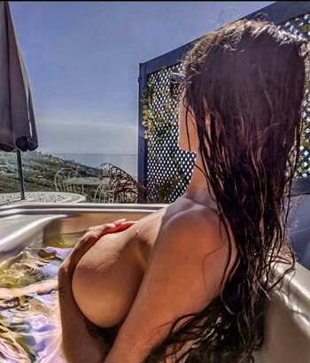 Adriana Barreto / adrianabarret_ Nude Leaks Photo 25