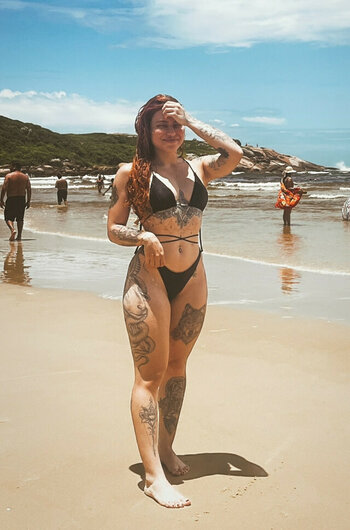 Adriana Rodrigues / aquelaminah / tsdrirodrigues Nude Leaks OnlyFans Photo 29