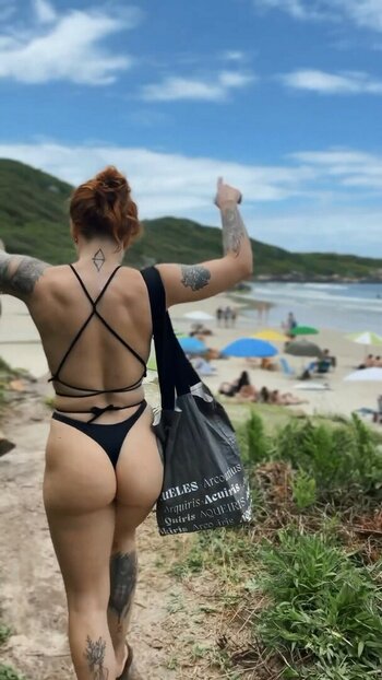 Adriana Rodrigues / aquelaminah / tsdrirodrigues Nude Leaks OnlyFans Photo 46
